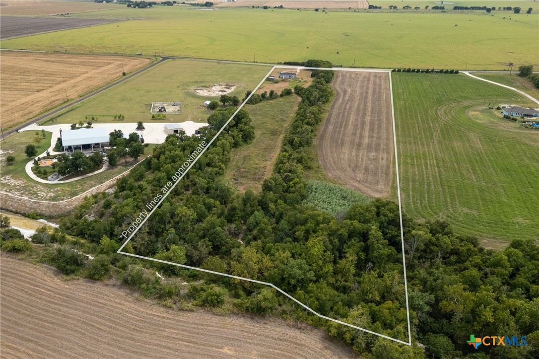 main property photo 23