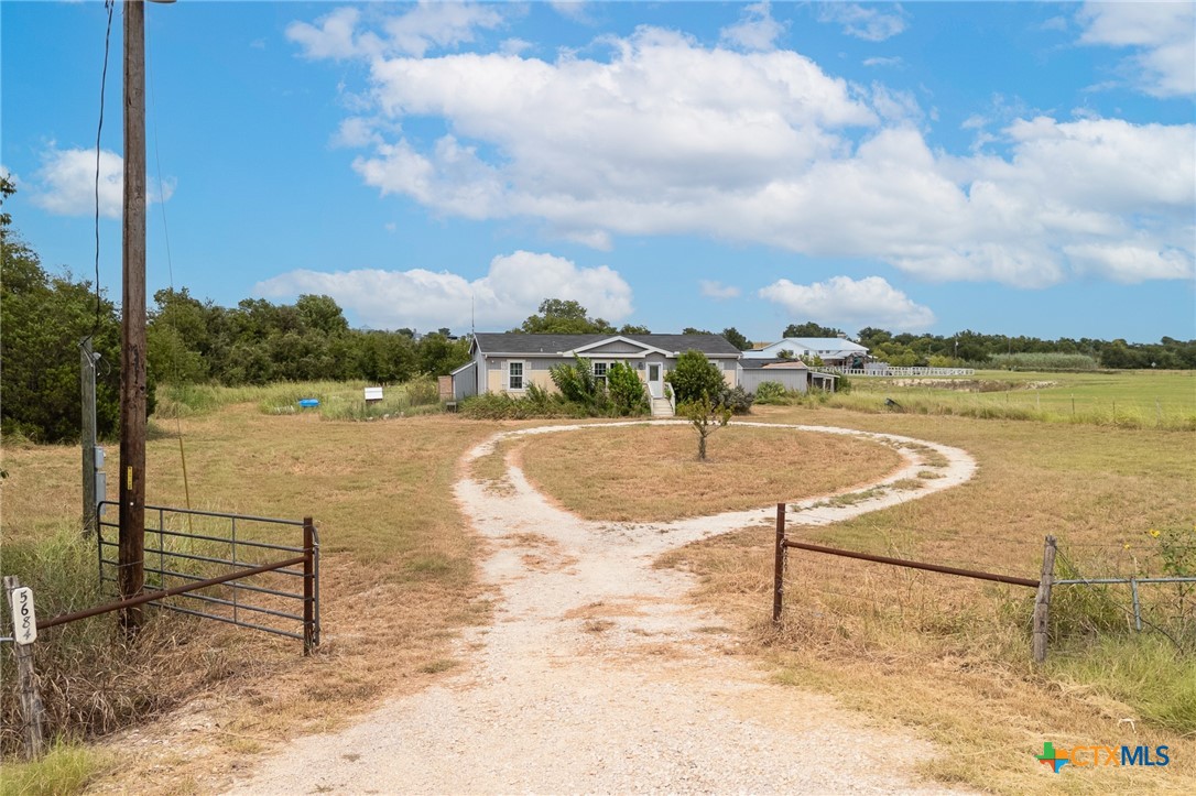 main property photo 28