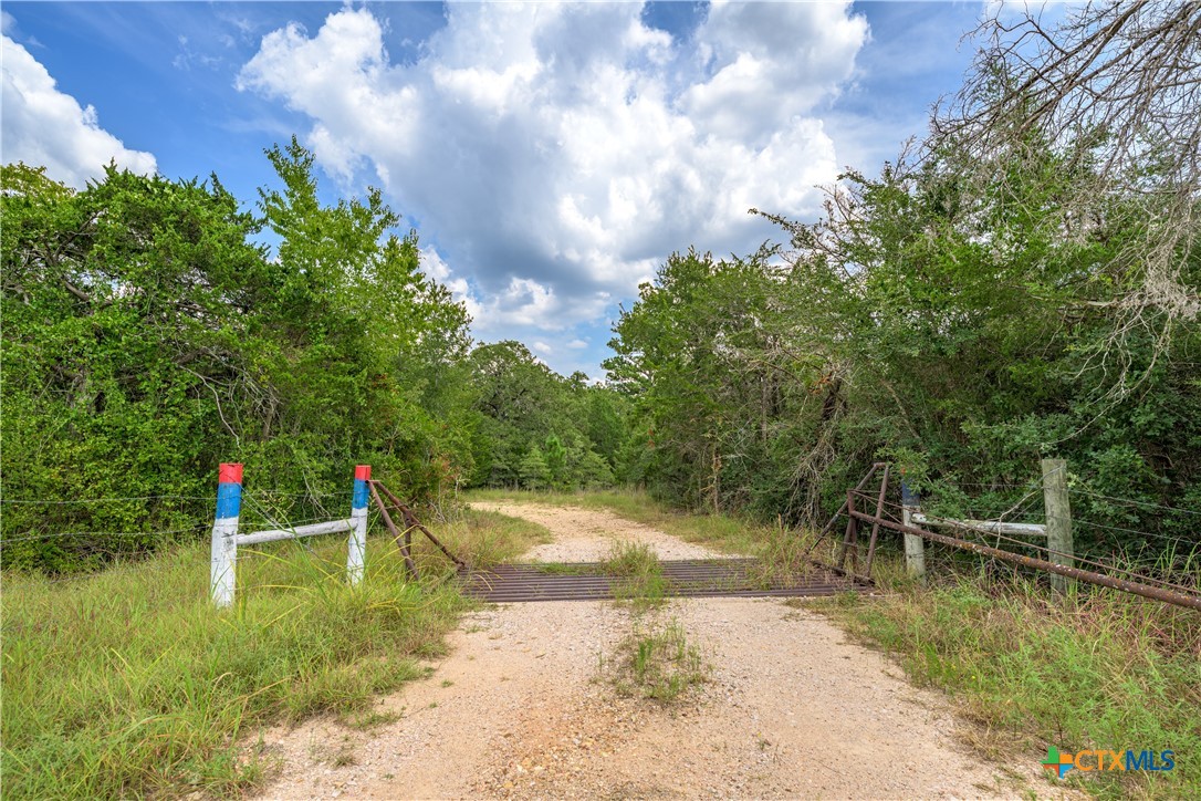 main property photo 23