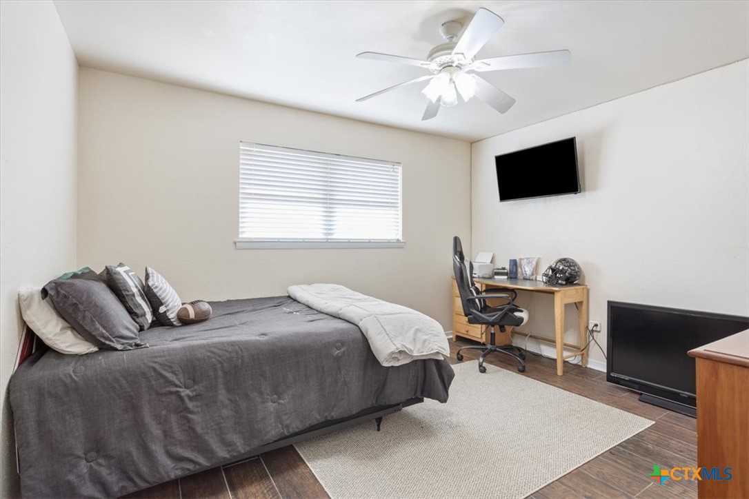 main property photo 21
