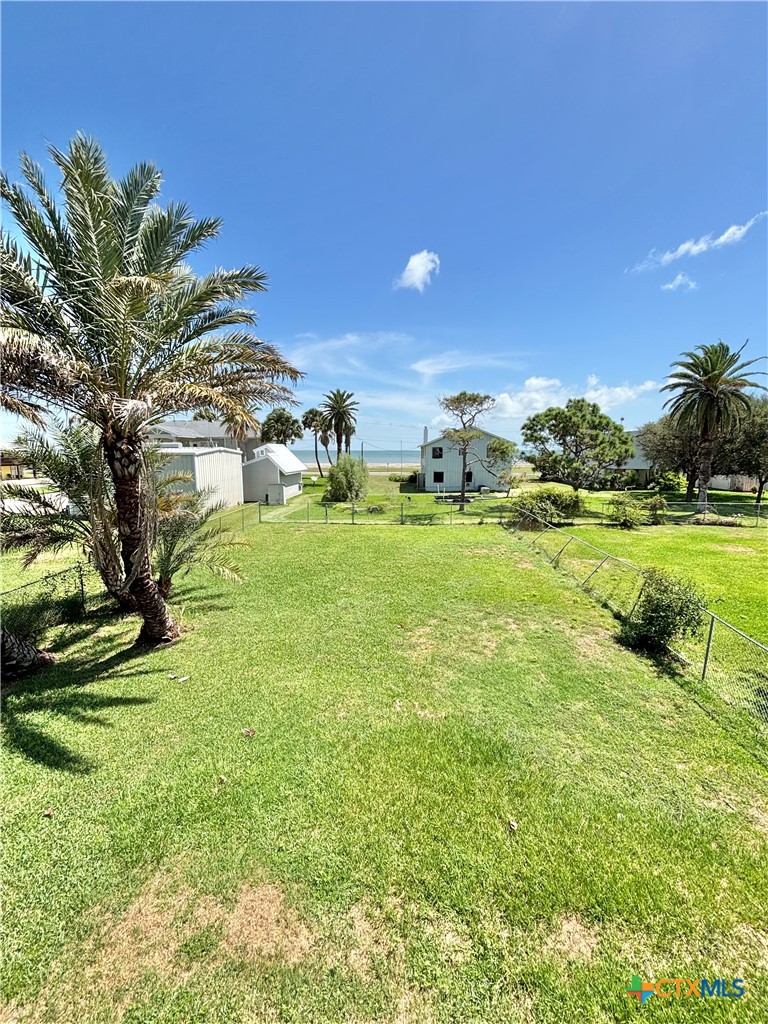 main property photo 10