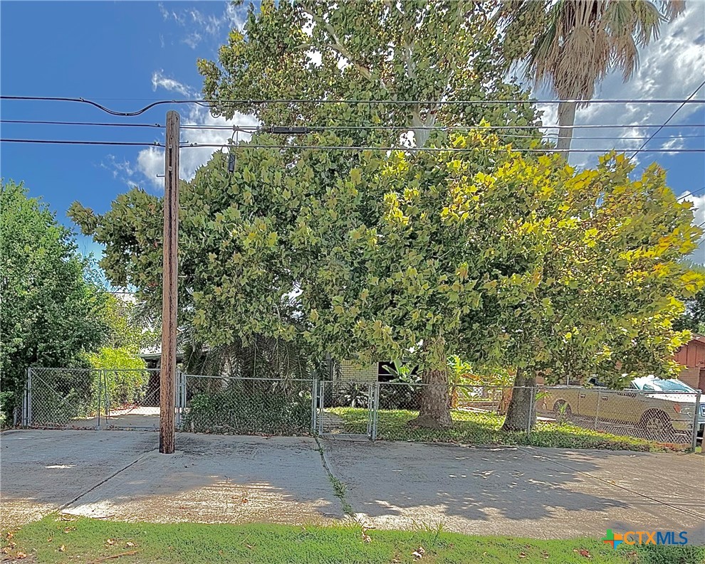 main property photo 31