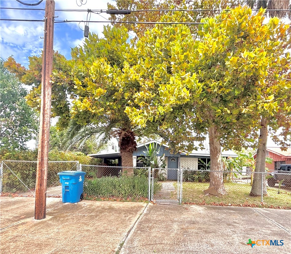 main property photo 33