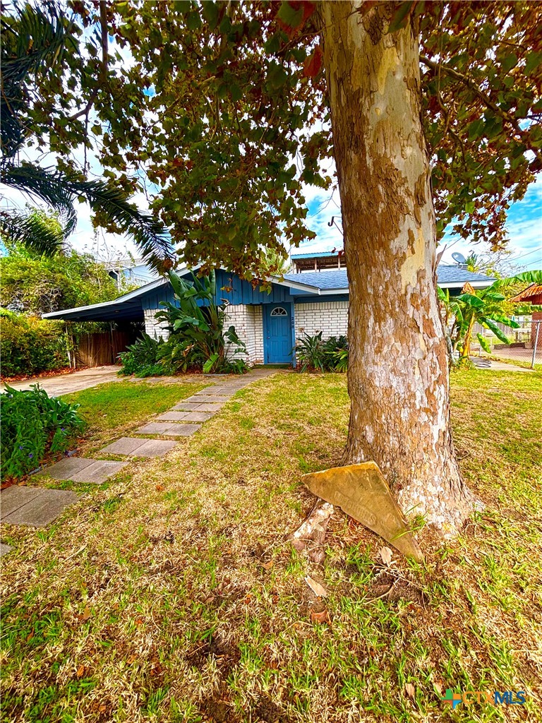 main property photo 34