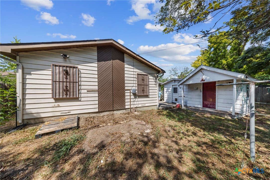 main property photo 29