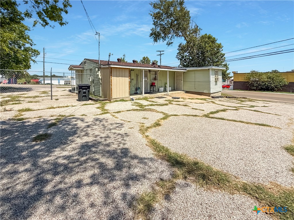main property photo 26