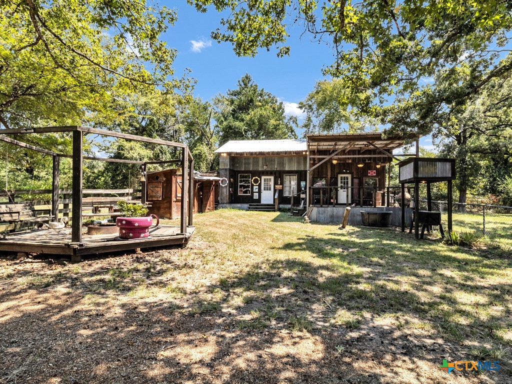 main property photo 18