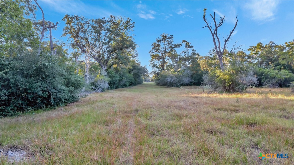 main property photo 10