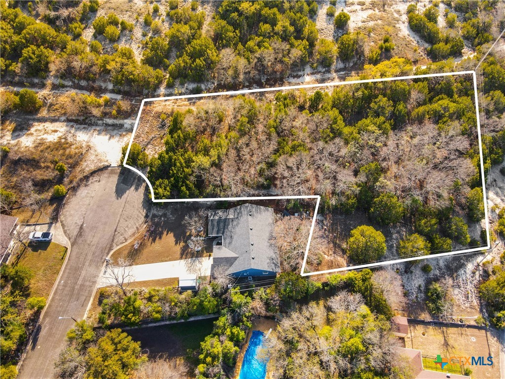 main property photo 9