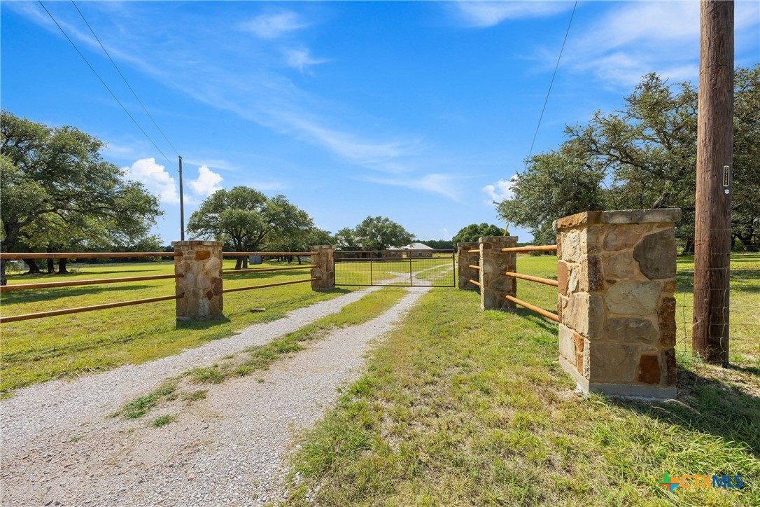 main property photo 27