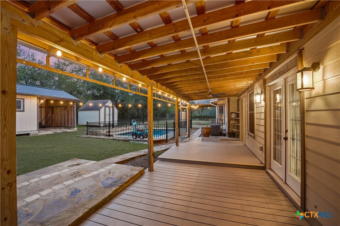 main property photo 28