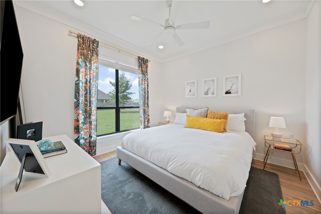 main property photo 37