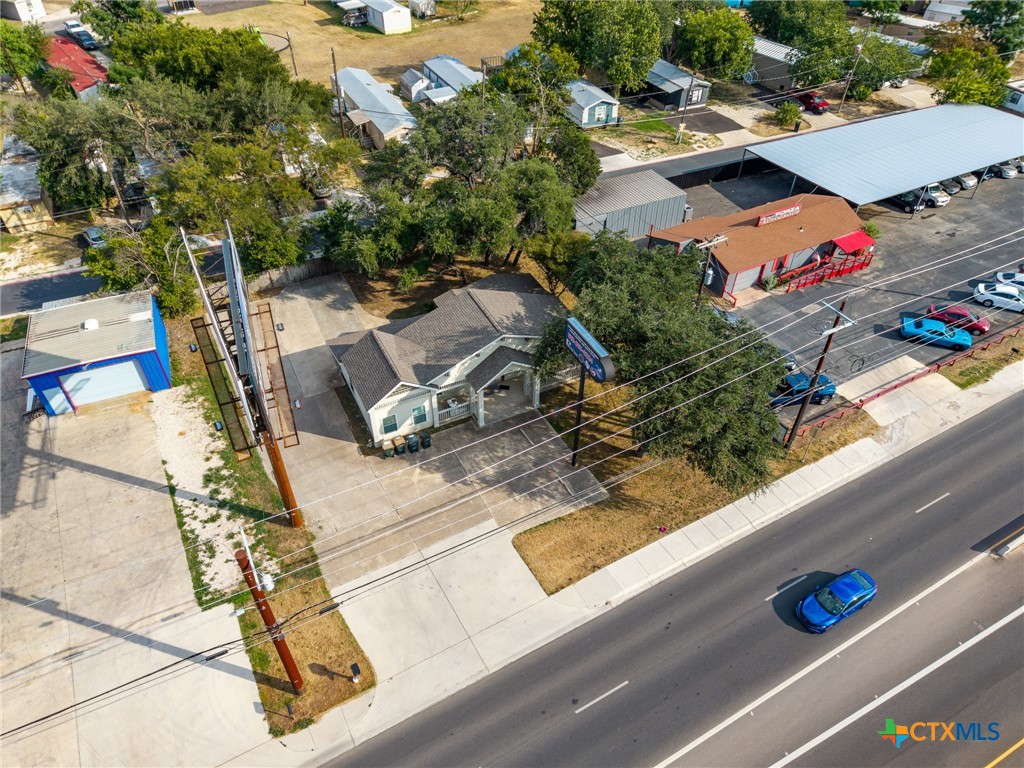 main property photo 9