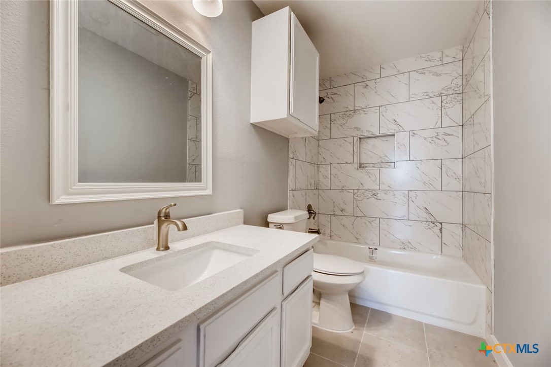 property viewer photo 21