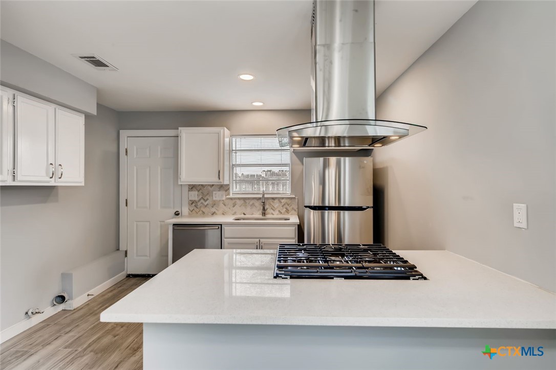 property viewer photo 3