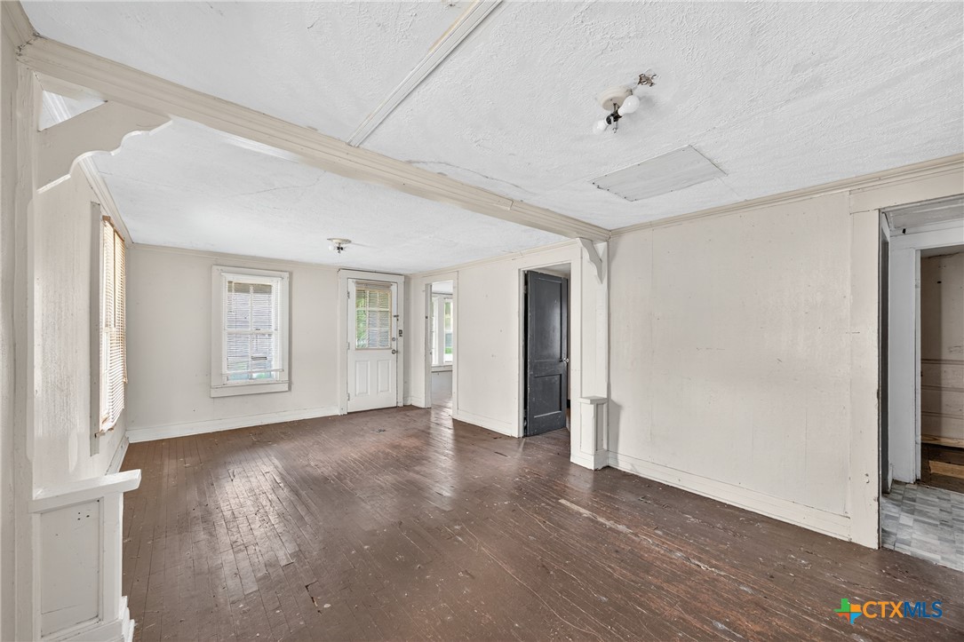 property viewer photo 10