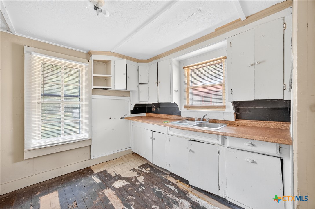 property viewer photo 11