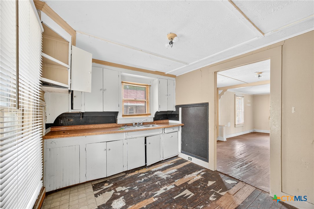 property viewer photo 12