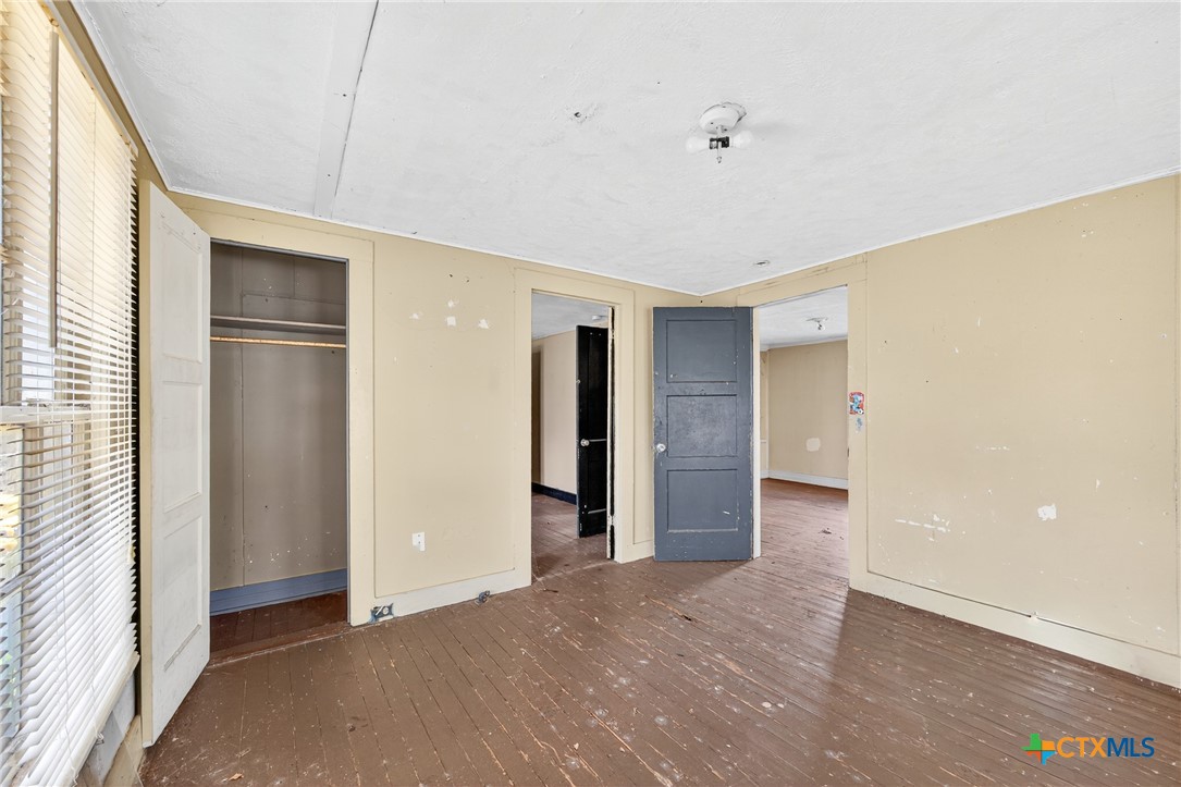 property viewer photo 15