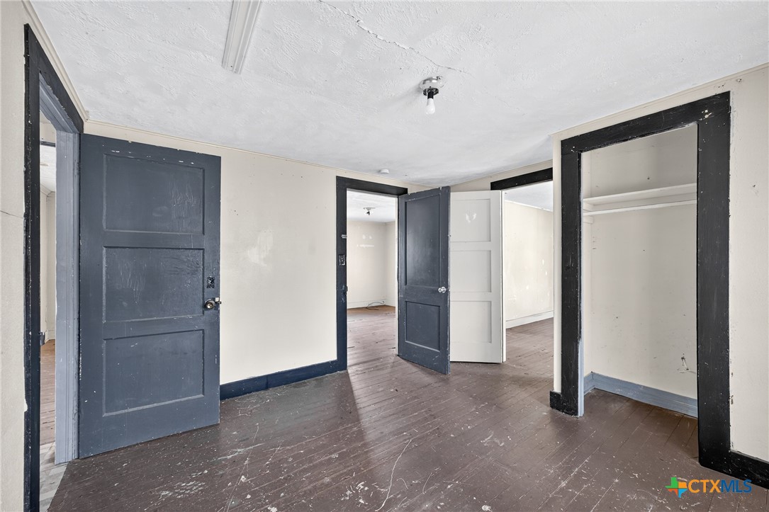 property viewer photo 18