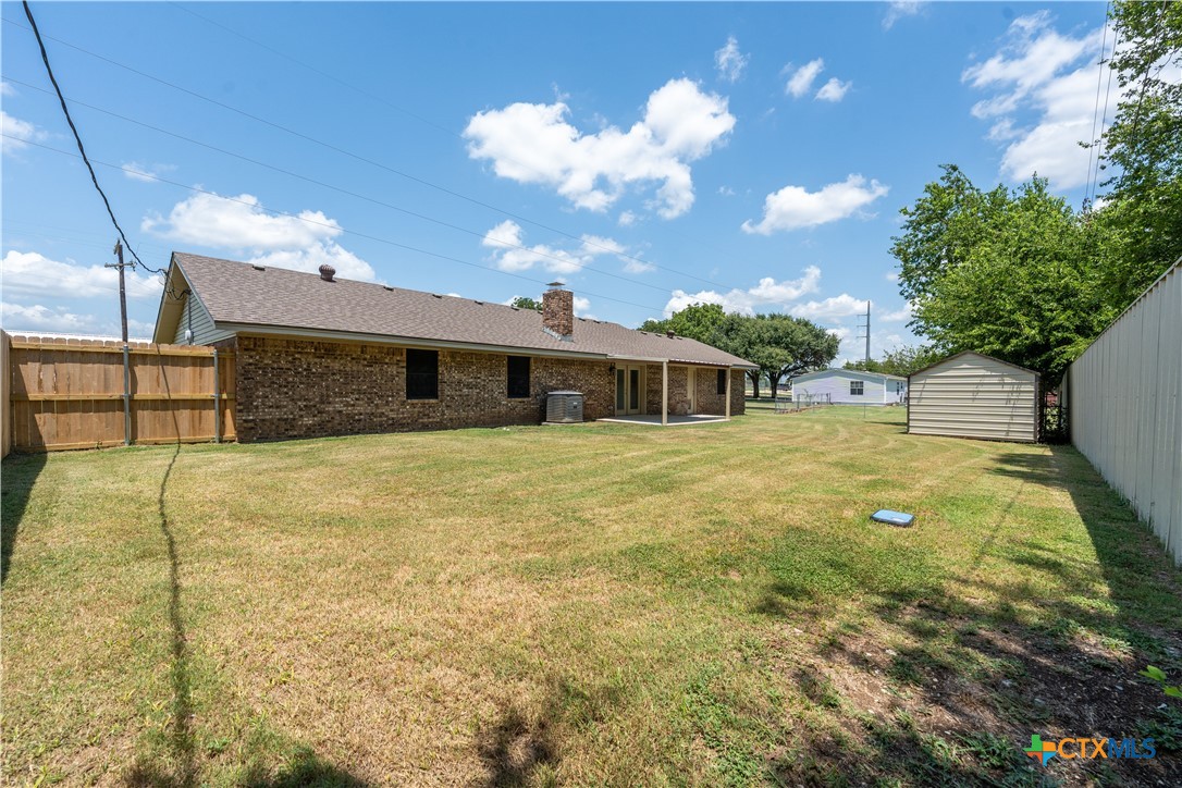 main property photo 18