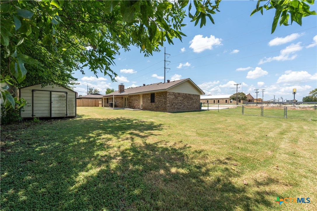 main property photo 21