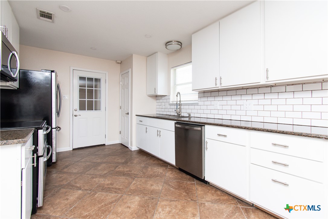 property viewer photo 5