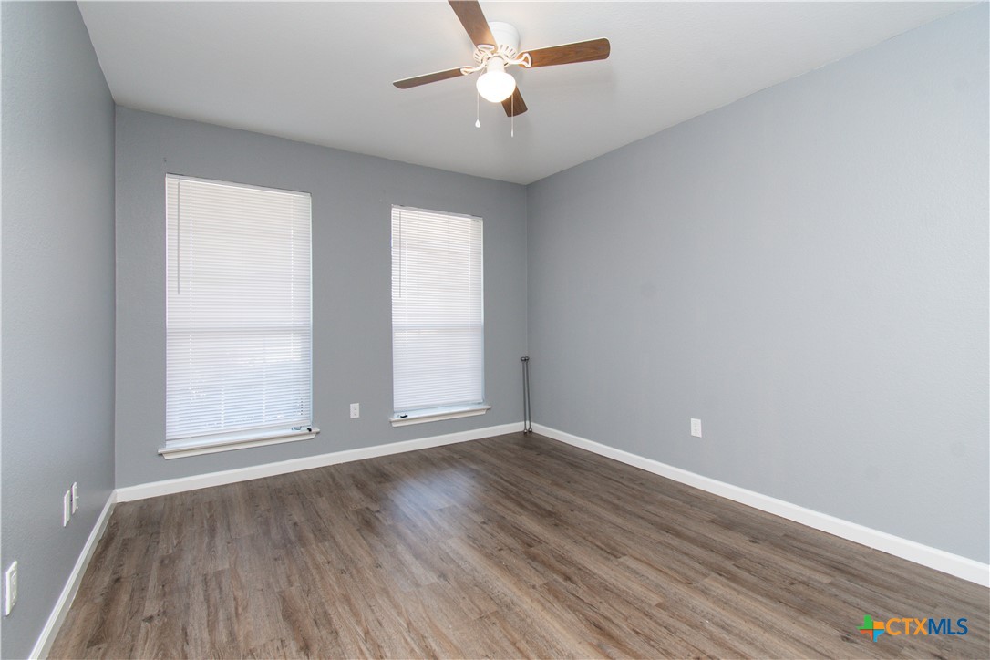 property viewer photo 6