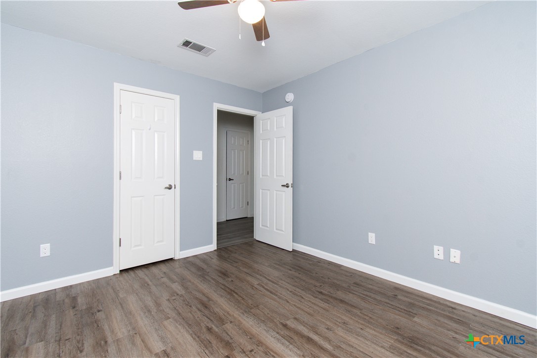 property viewer photo 8