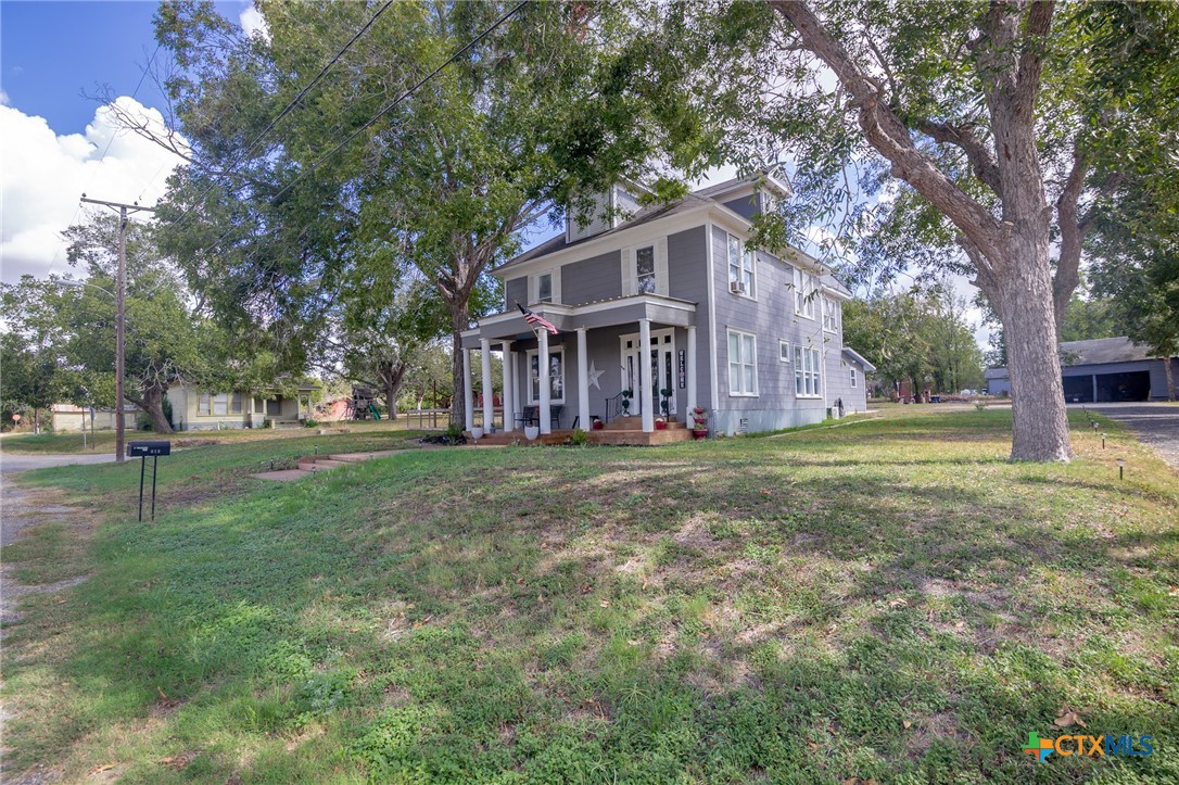 main property photo 6