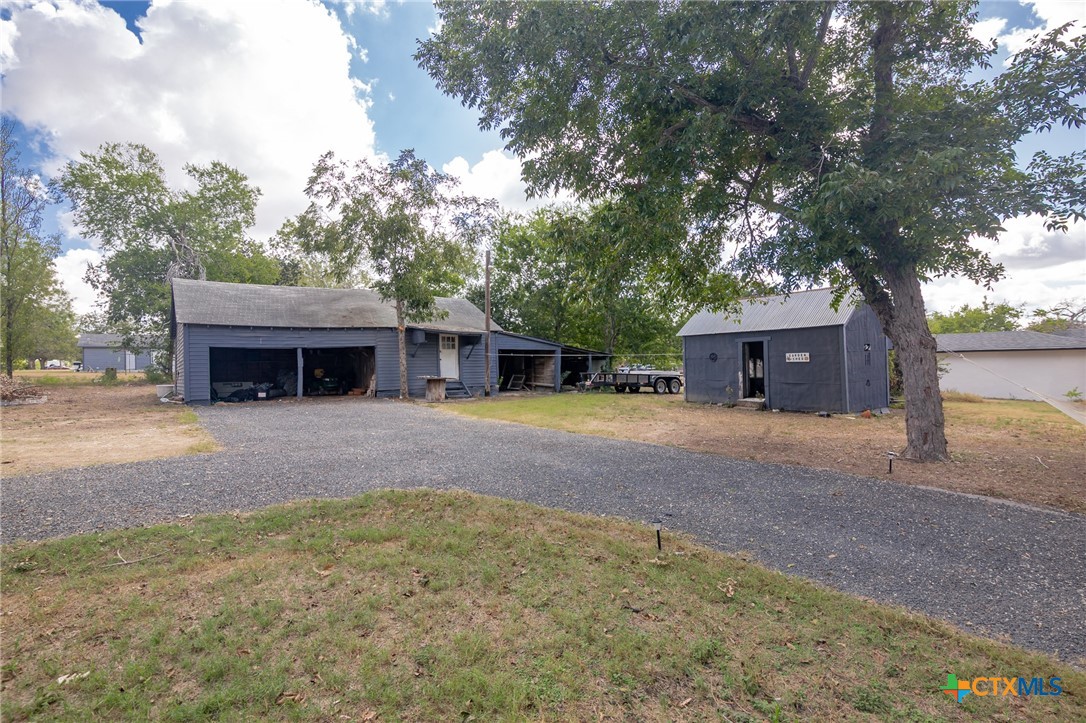 main property photo 7