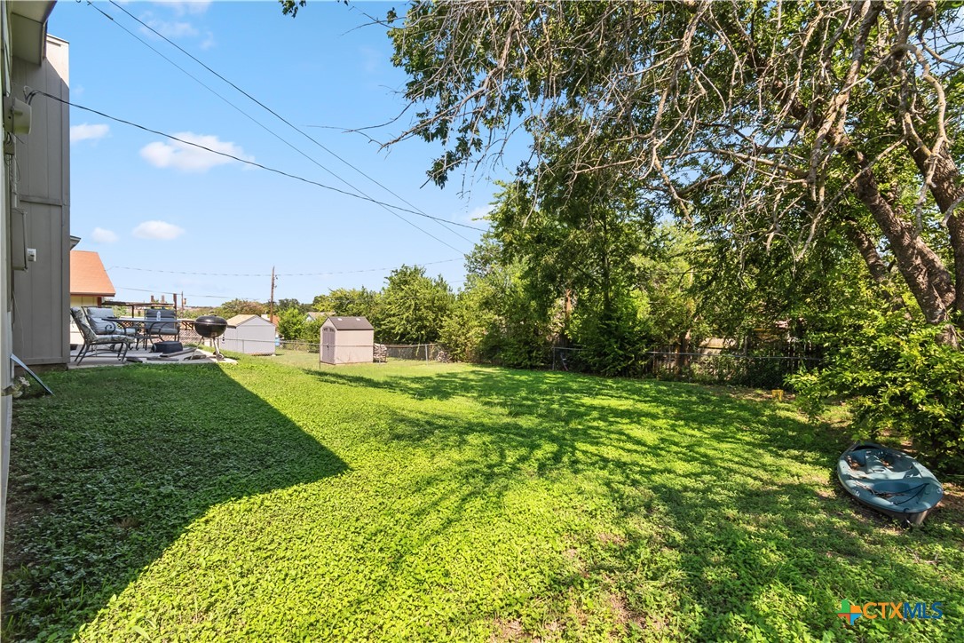 main property photo 16