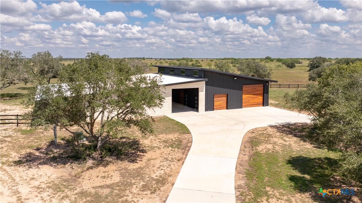 main property photo 38