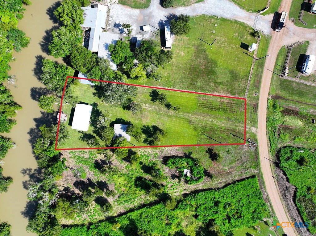 main property photo 9