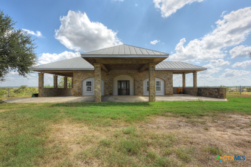 main property photo 30