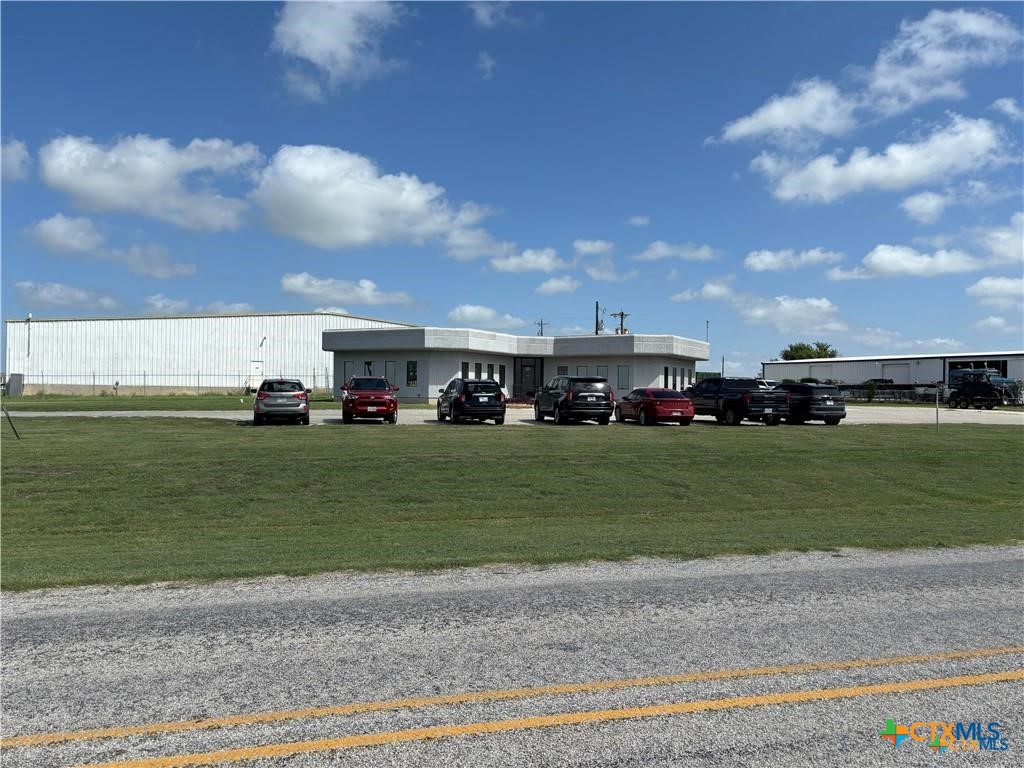 main property photo 6
