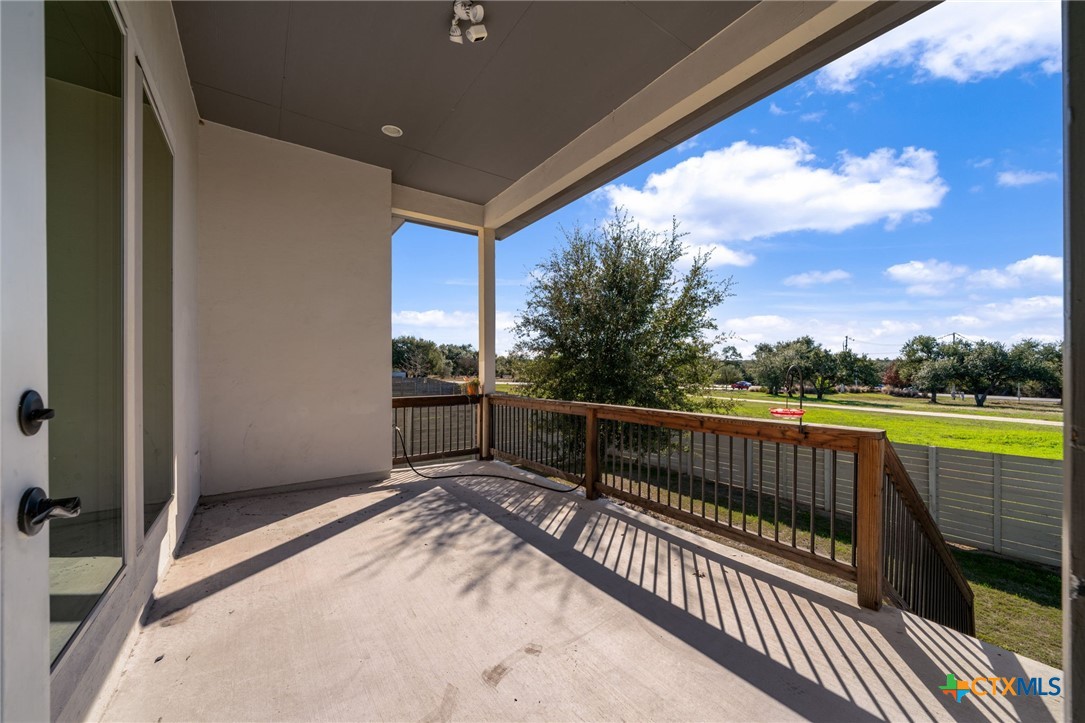 main property photo 30