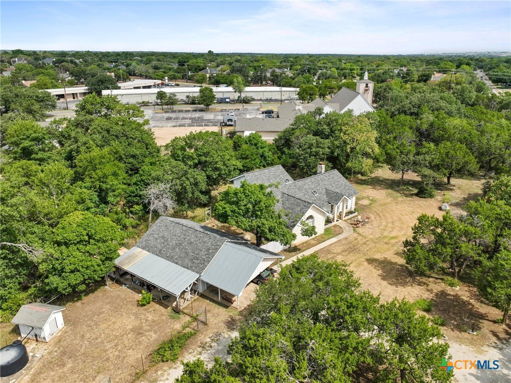 main property photo 9