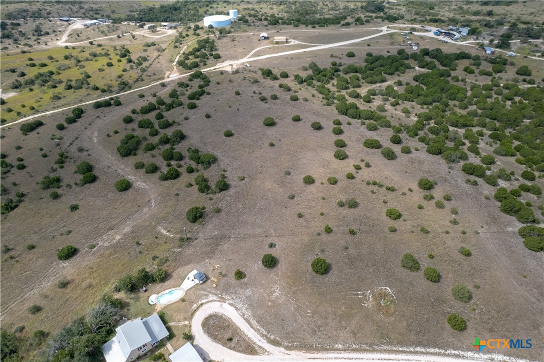 main property photo 11