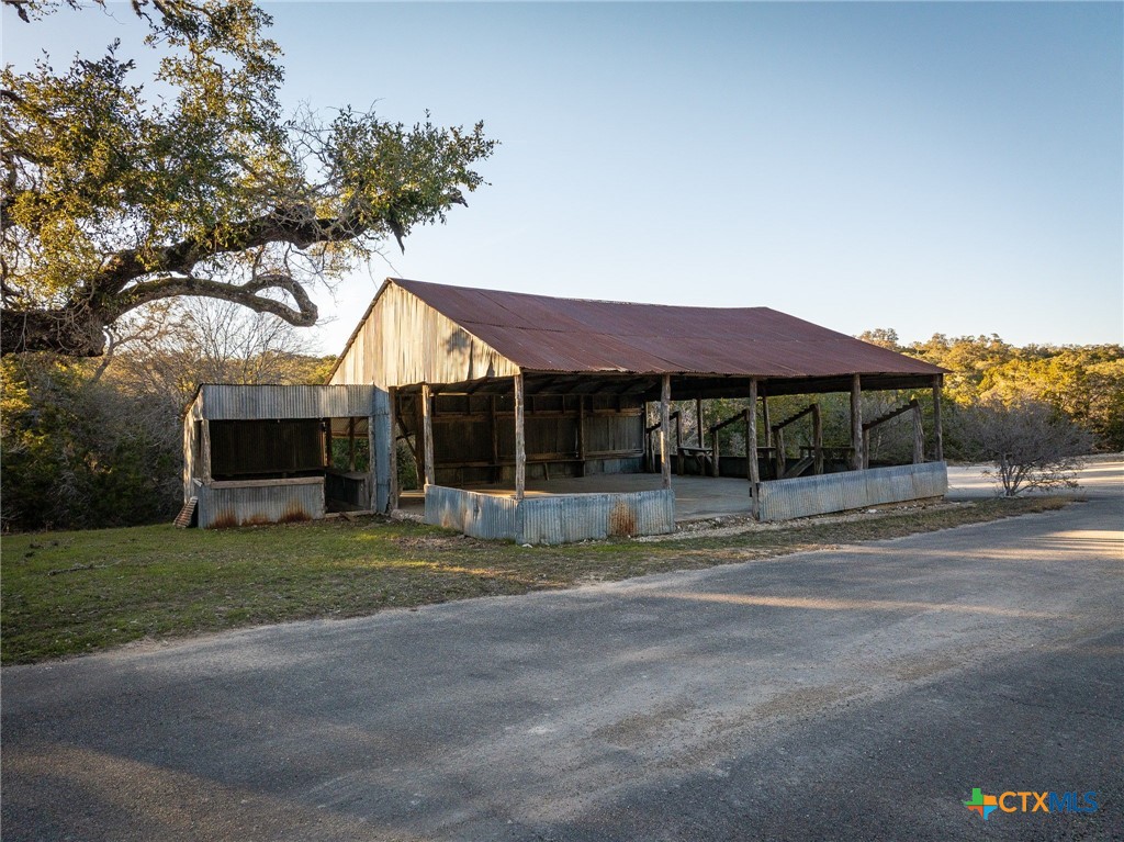 main property photo 38