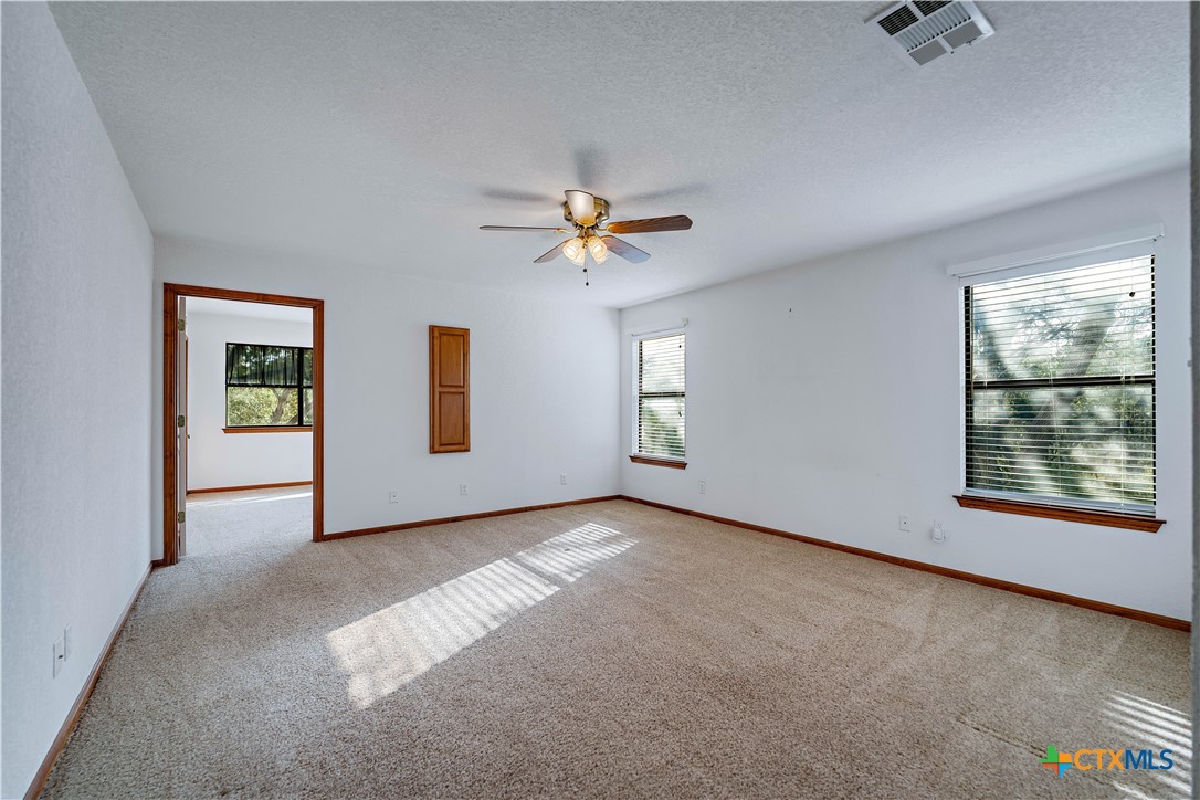 property viewer photo 18