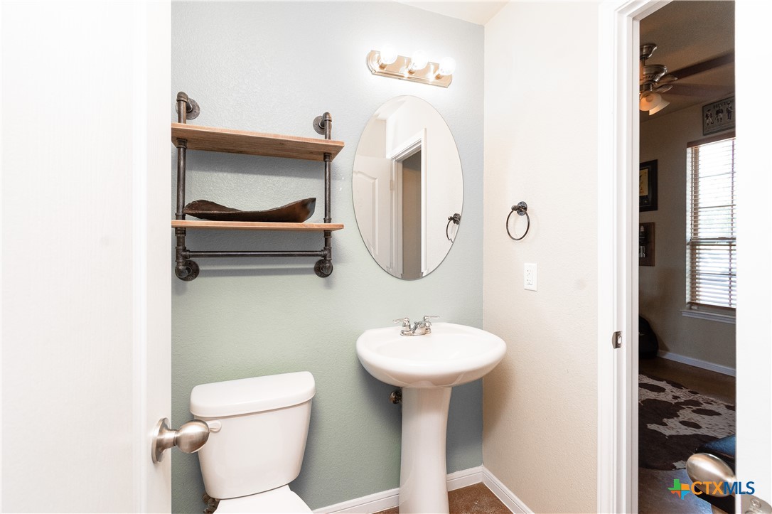main property photo 12