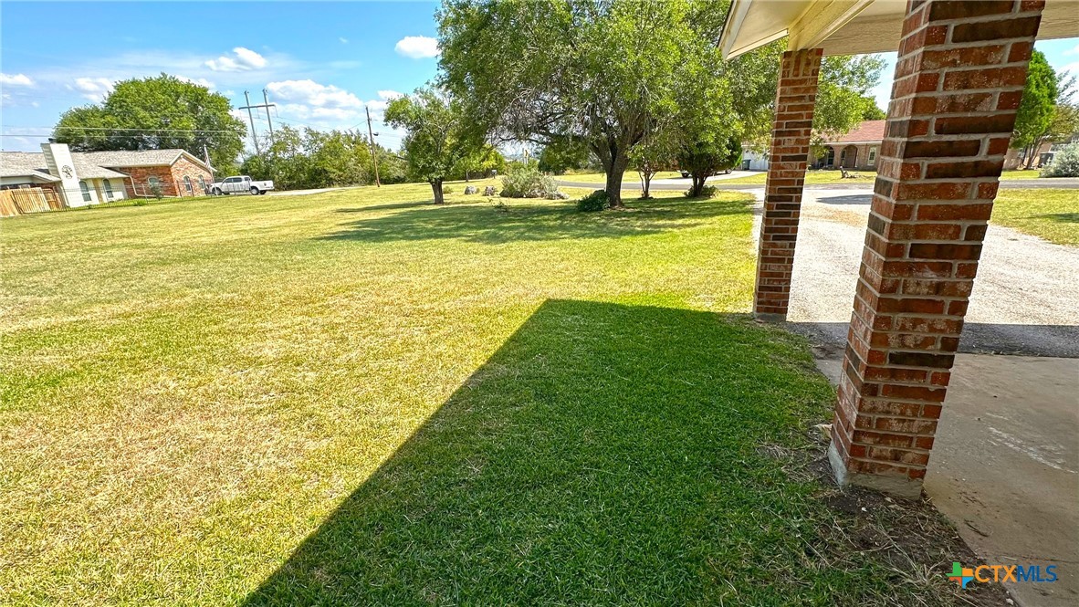 main property photo 42