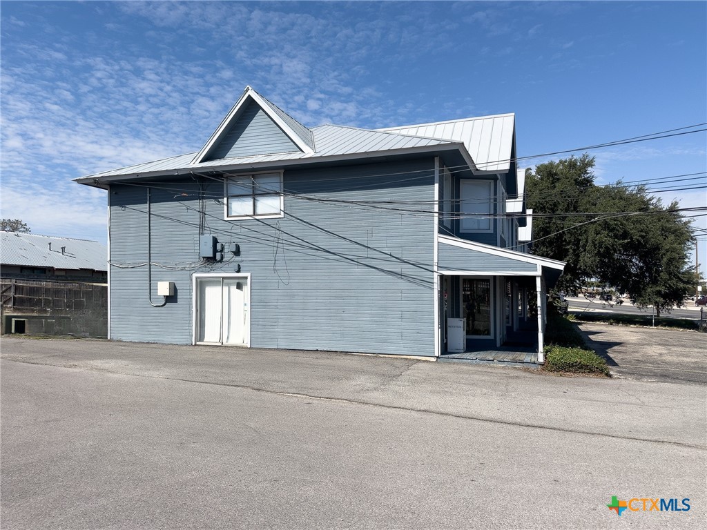main property photo 38