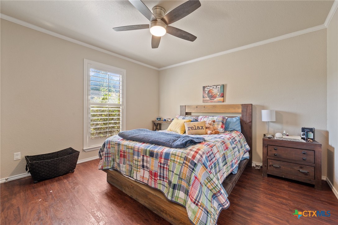 main property photo 17