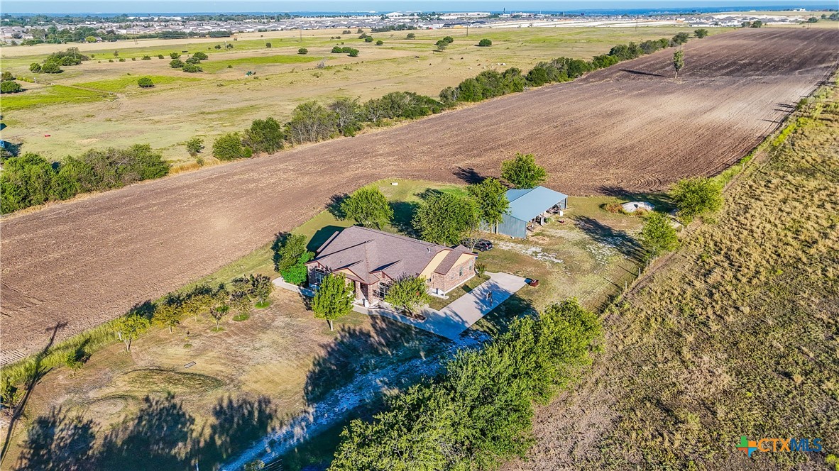 main property photo 18