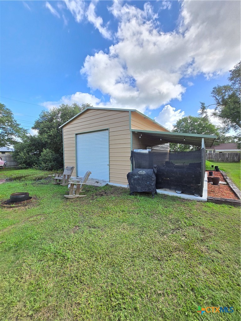 main property photo 10