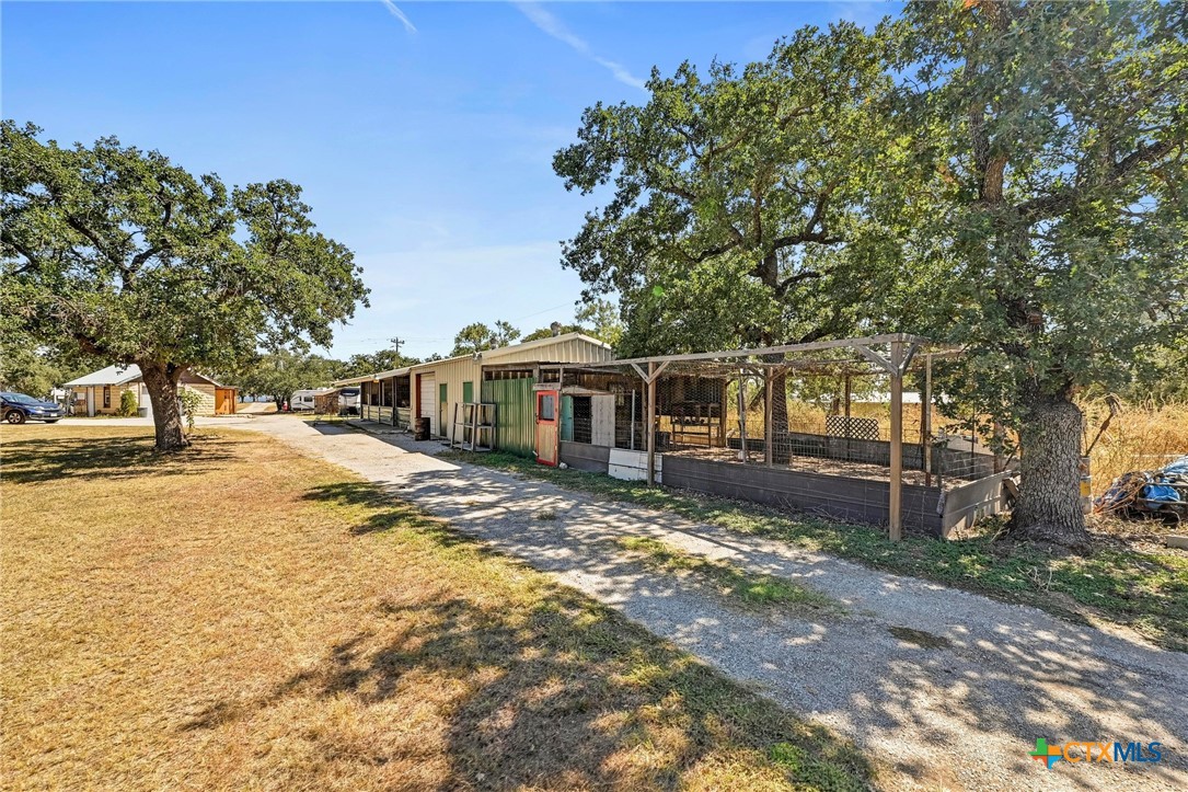 main property photo 31
