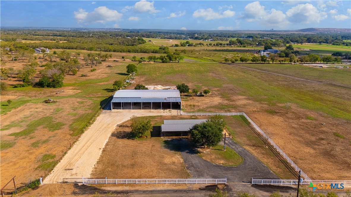 main property photo 11