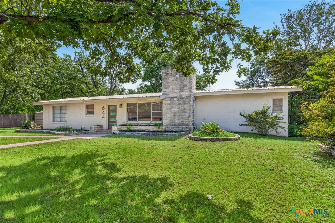 main property photo 4